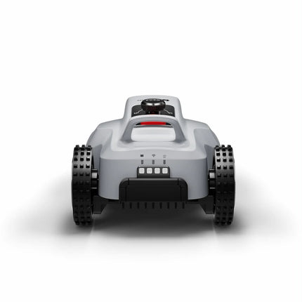 Lopkin L 1500 robotplæneklipper på græsplæne